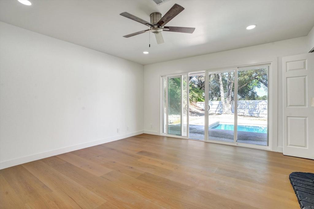 32369 Wiskon Way W Property Photo 25