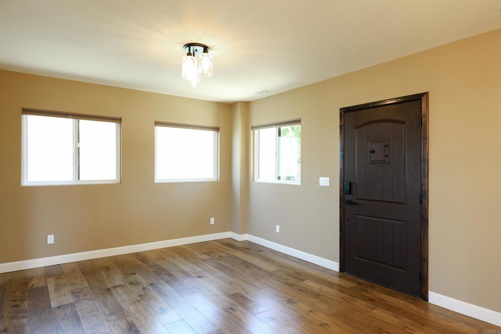 4960 Vista Pl Property Photo 7