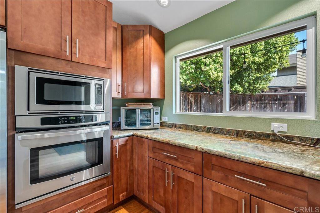 1473 Bridgeview Drive Property Photo 12