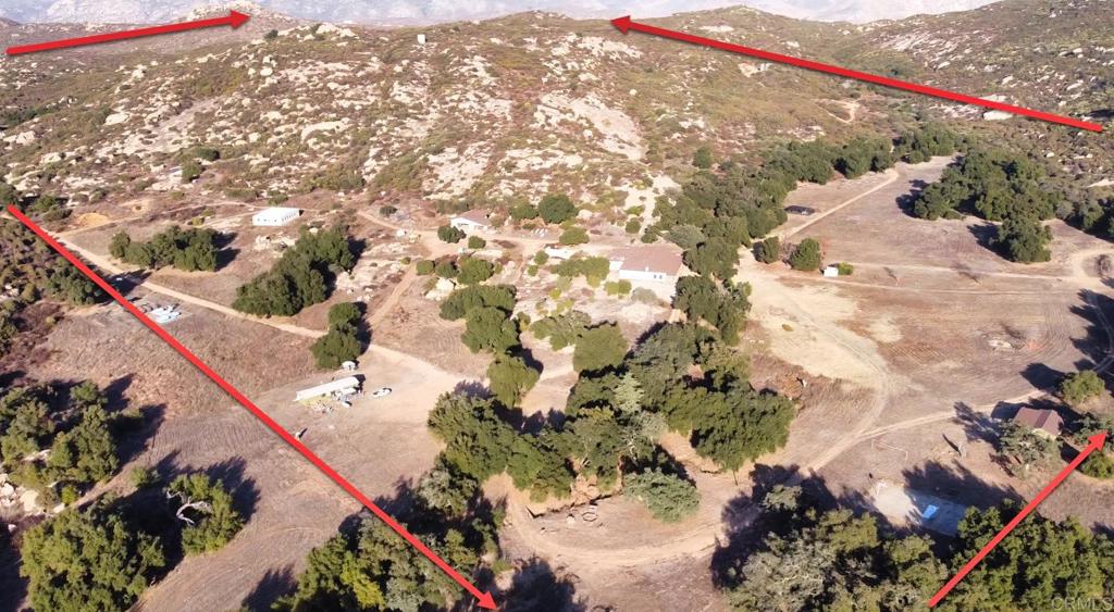 24352 Featherstone Canyon Rd Property Photo 1