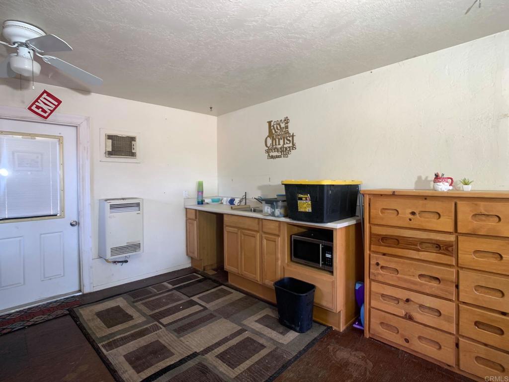 24352 Featherstone Canyon Rd Property Photo 33