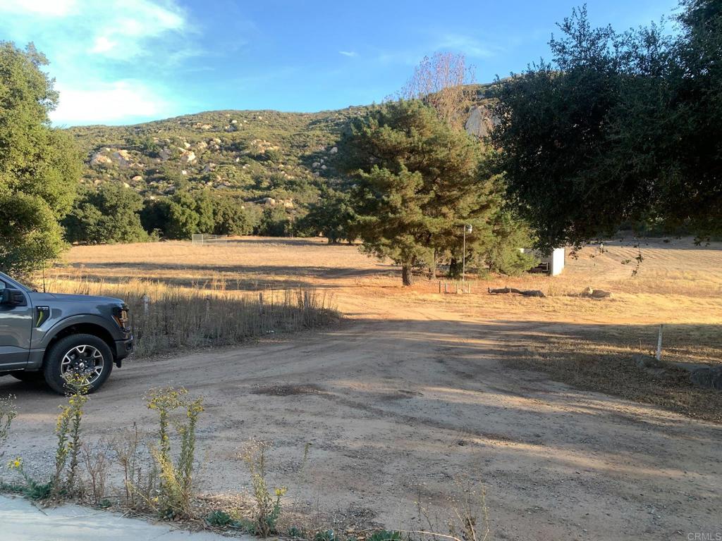 24352 Featherstone Canyon Rd Property Photo 45