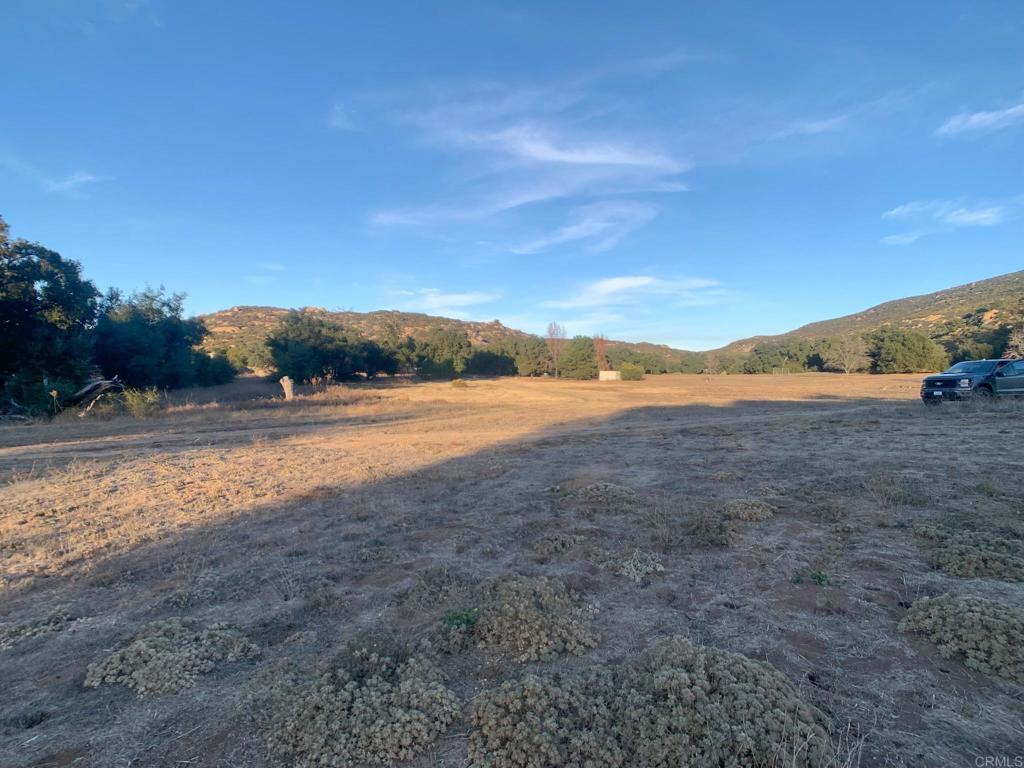 24352 Featherstone Canyon Rd Property Photo 50