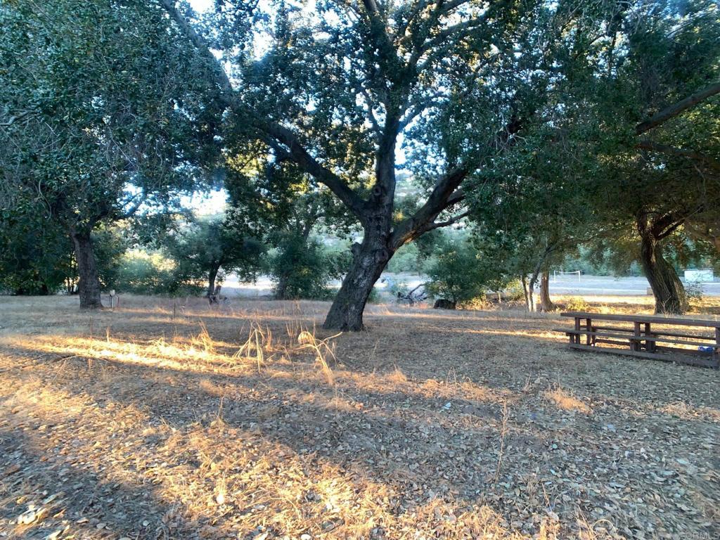 24352 Featherstone Canyon Rd Property Photo 52