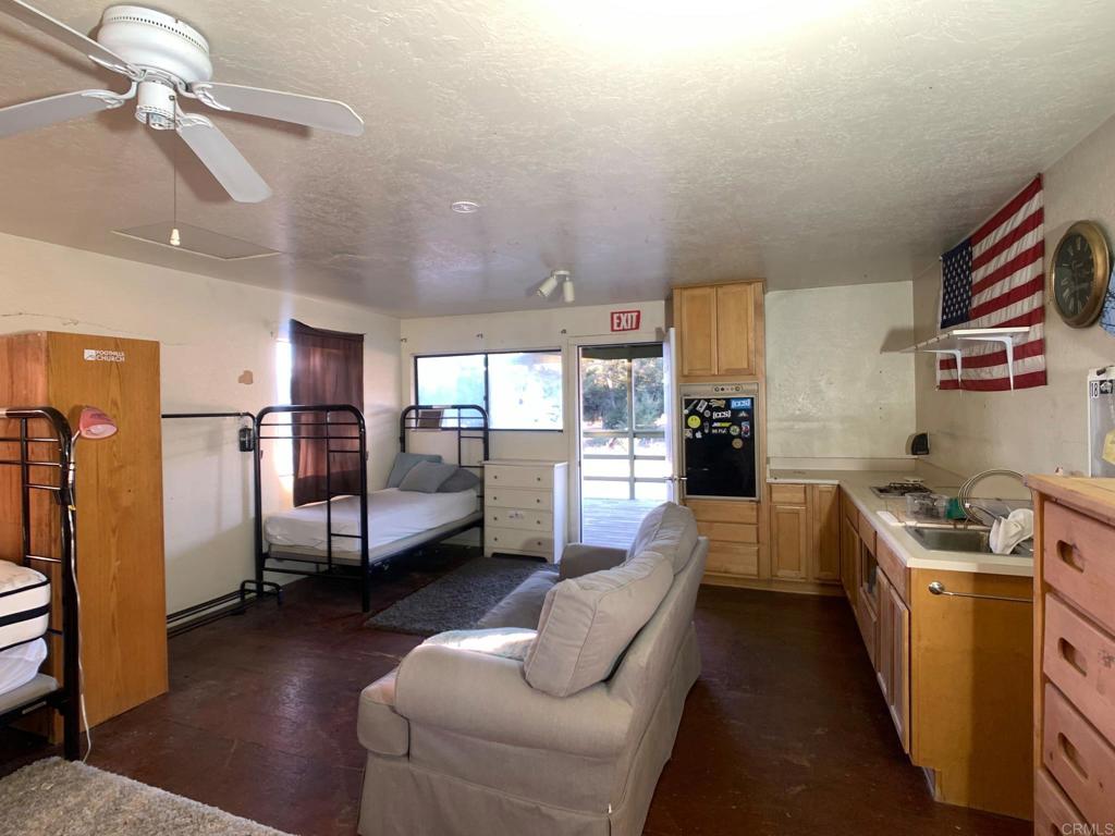 24352 Featherstone Canyon Rd Property Photo 64