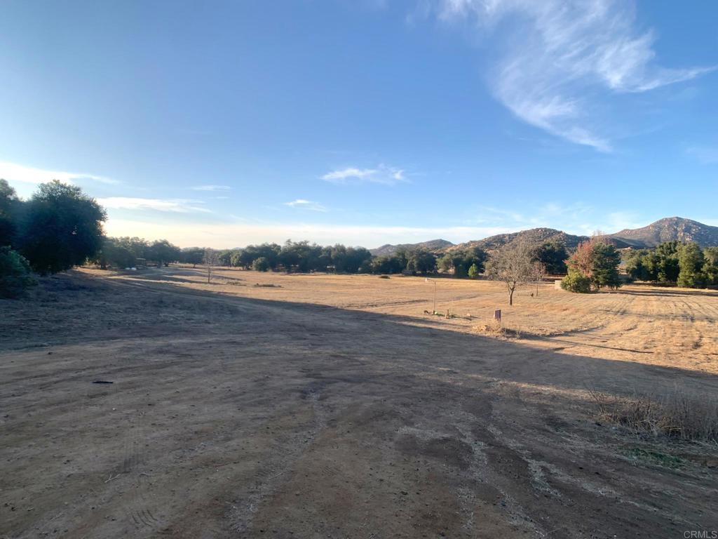 24352 Featherstone Canyon Rd Property Photo 65
