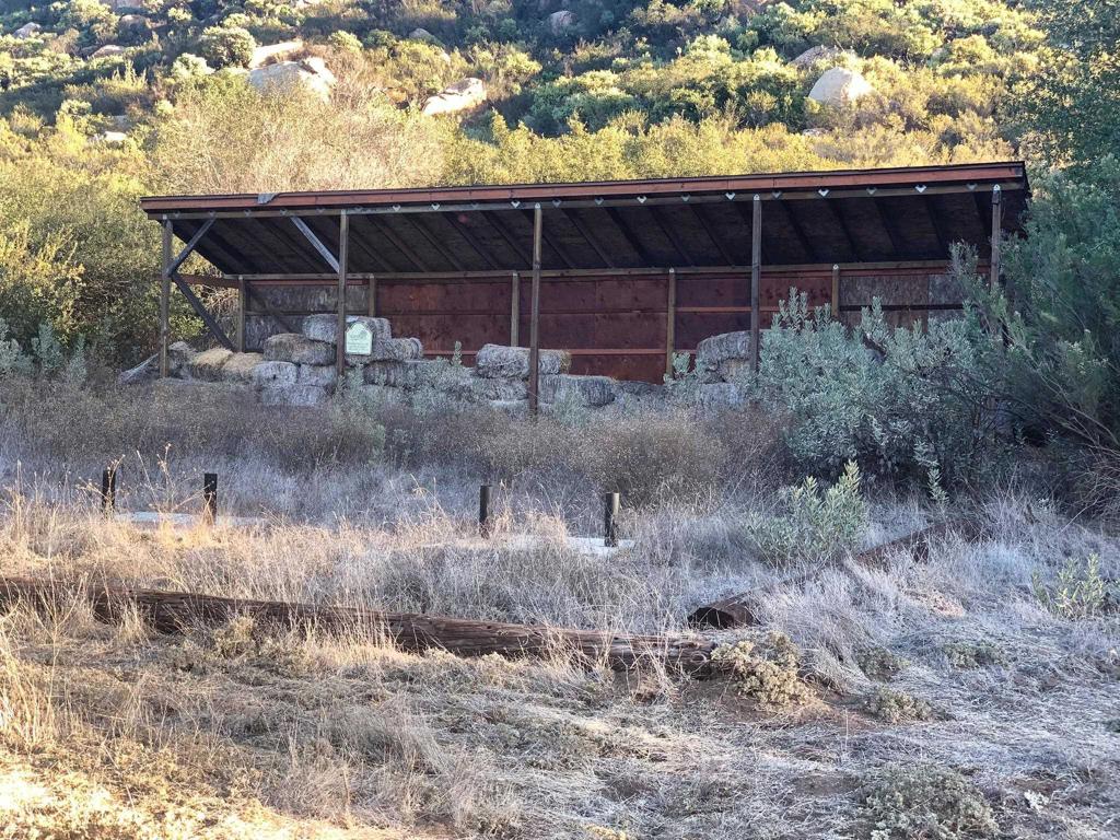 24352 Featherstone Canyon Rd Property Photo 66
