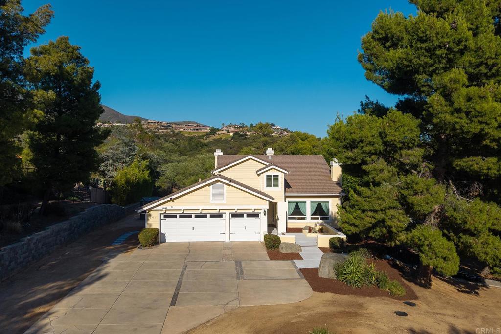 2738 Victoria Cir Property Photo 54