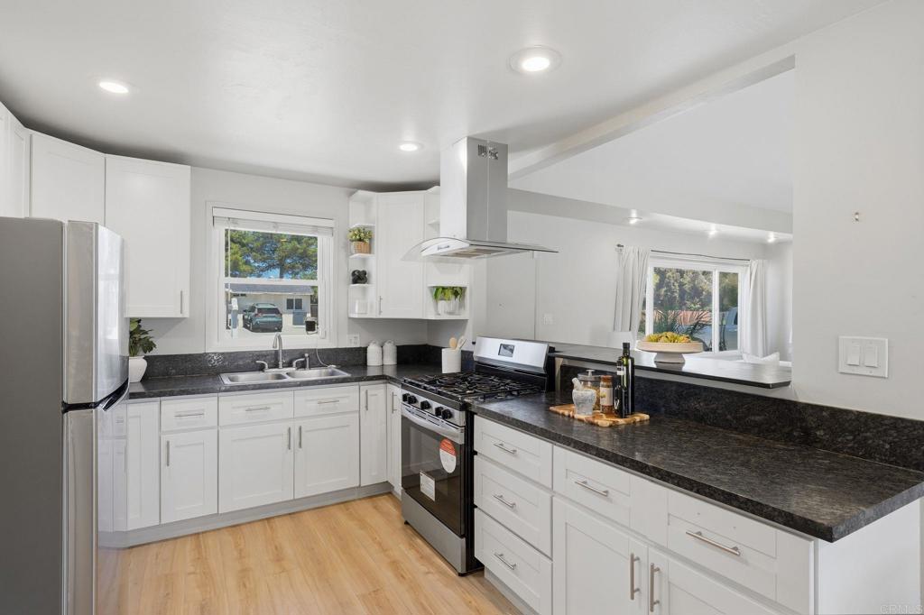 612 Broadview Street Property Photo 14