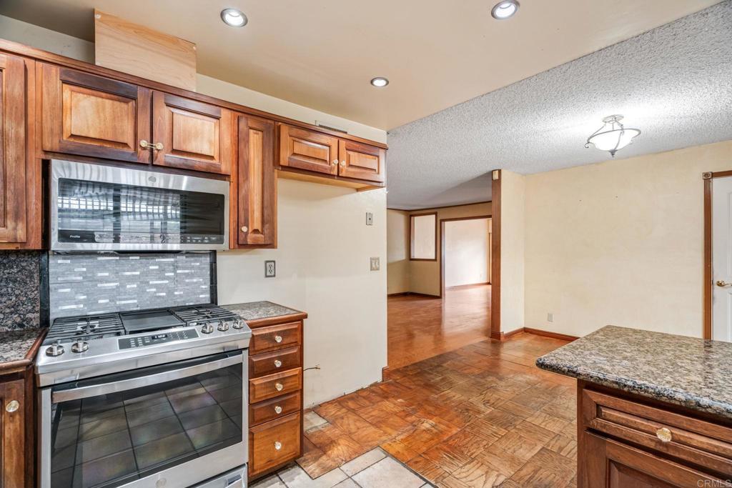 4085 Marzo Street Property Photo 15