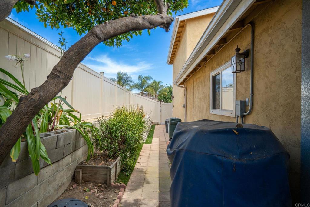 4085 Marzo Street Property Photo 34