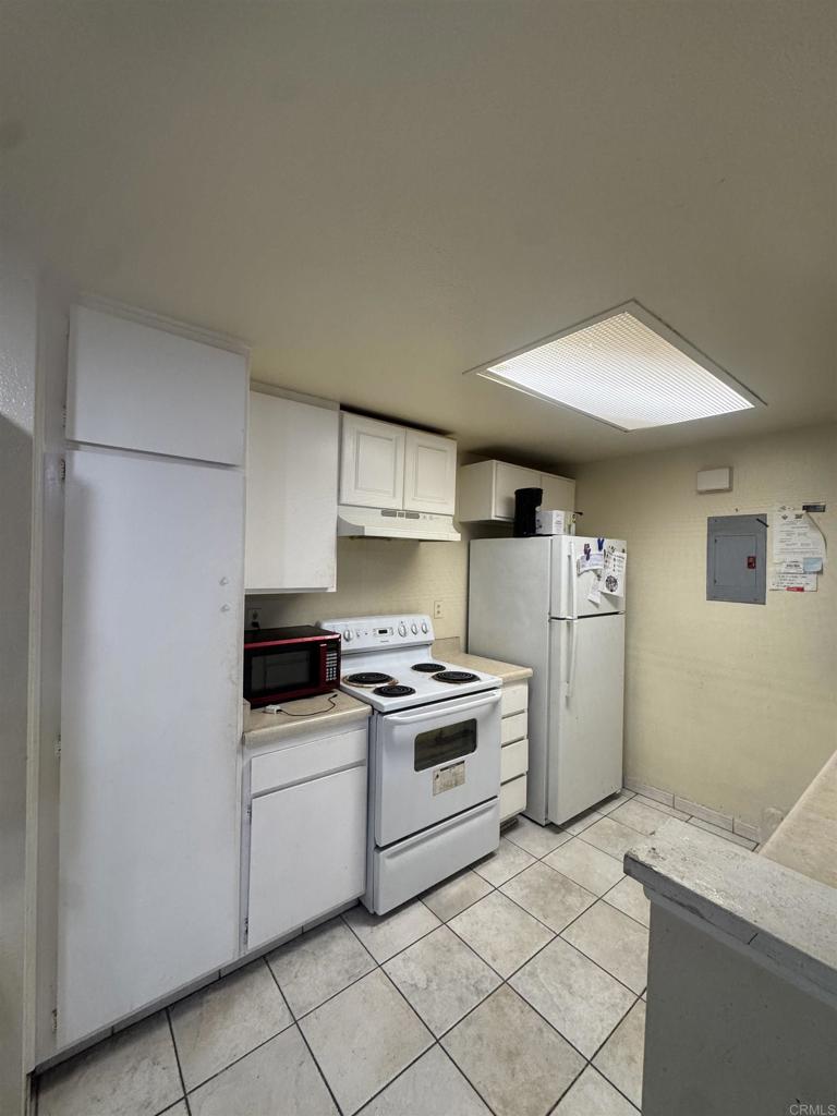 2031 Dairy Mart Rd 1 Property Photo 2
