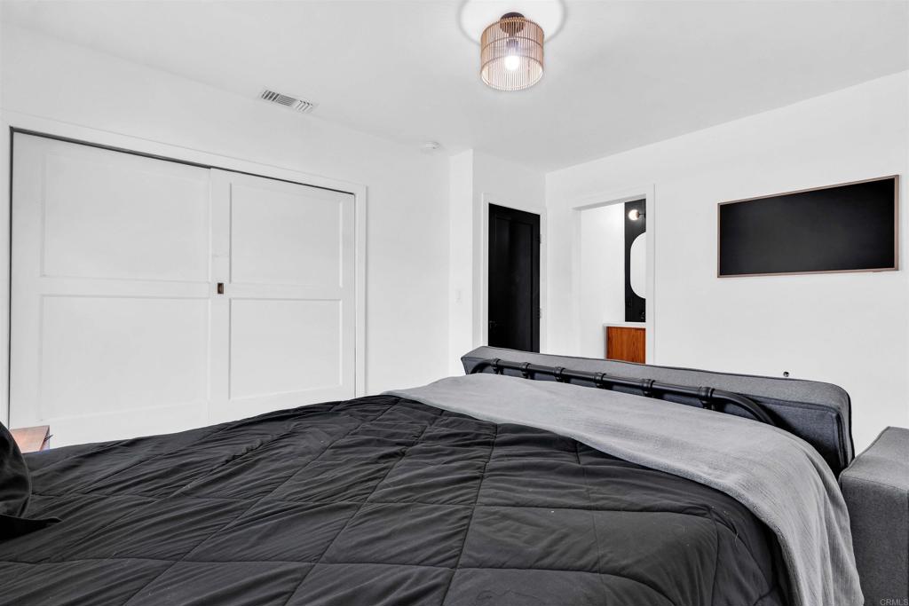566 1st Avenue Property Photo 8