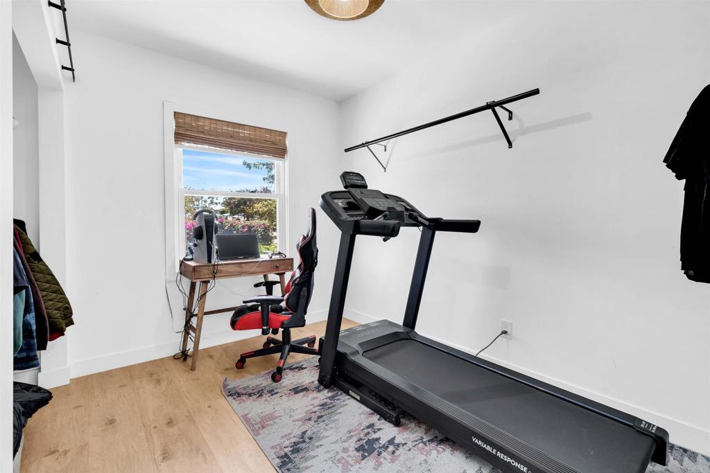 566 1st Avenue Property Photo 10