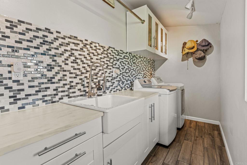 9378 Loren Drive Property Photo 20