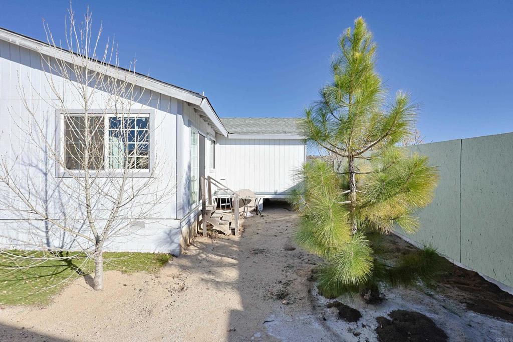 38383 Old Highway 80 Property Photo 11