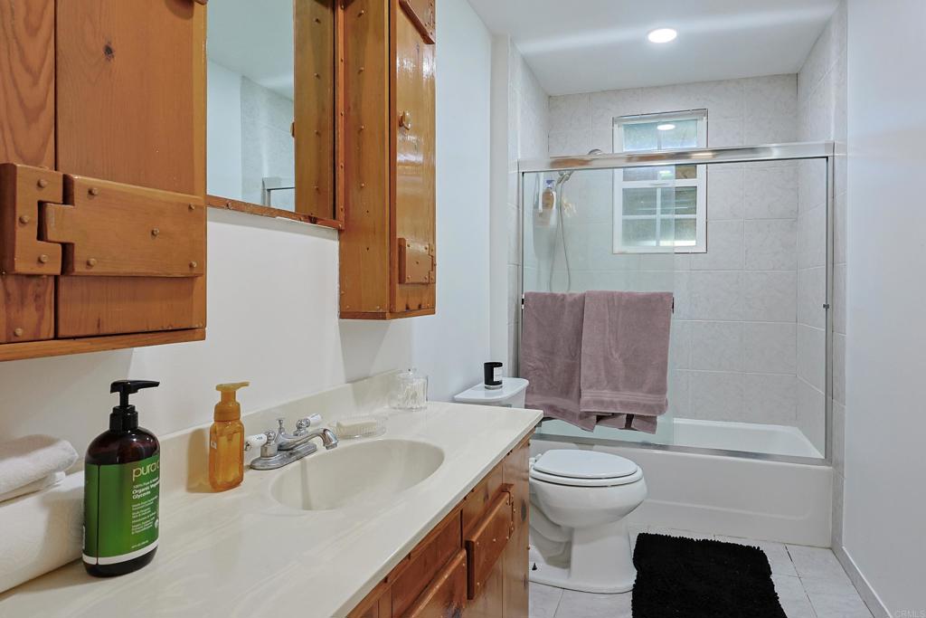 38383 Old Highway 80 Property Photo 17