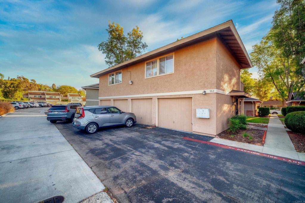 963 Amistad Place D Property Photo 17