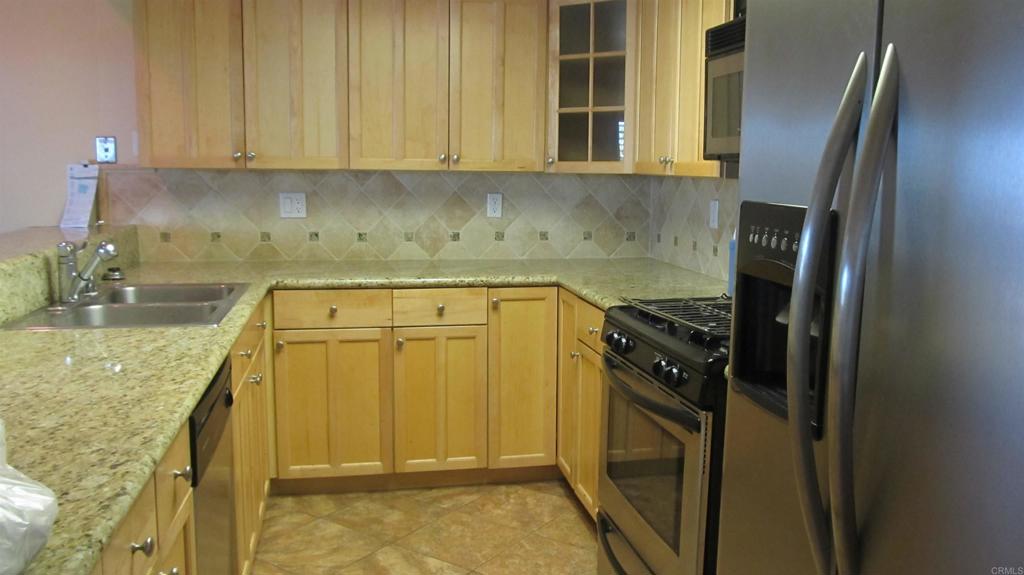 259 Donax H Property Photo 3