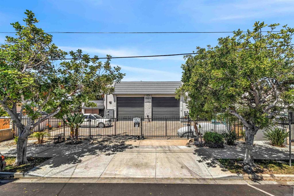1316 20 Coolidge Avenue Property Photo 3