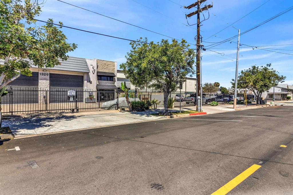 1316 20 Coolidge Avenue Property Photo 4