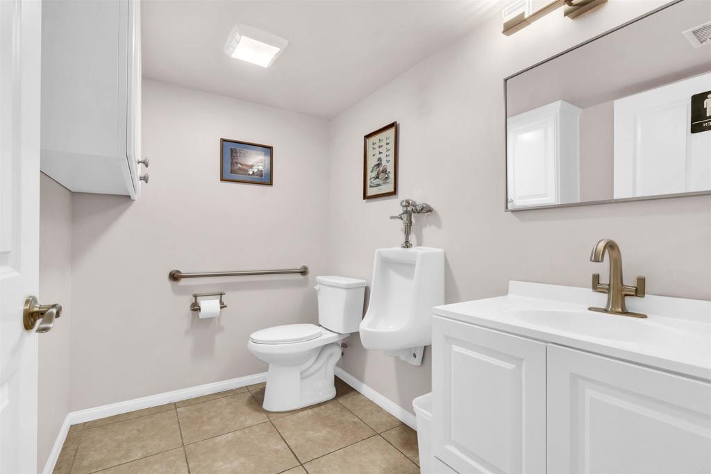 1316 20 Coolidge Avenue Property Photo 14