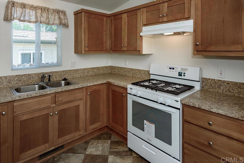 8213 Sunset Road Property Photo 39