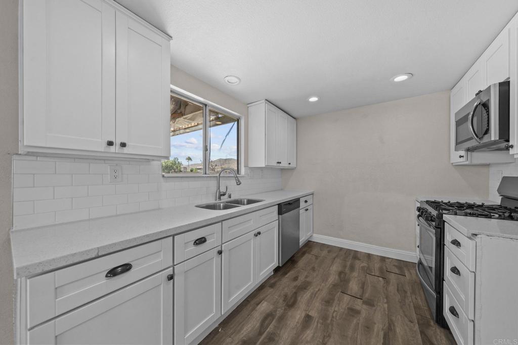 255 Cavendish Drive Property Photo 15