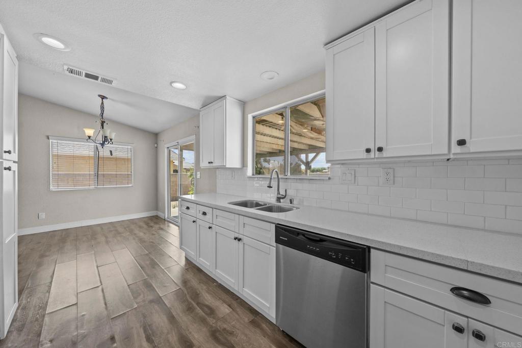 255 Cavendish Drive Property Photo 17