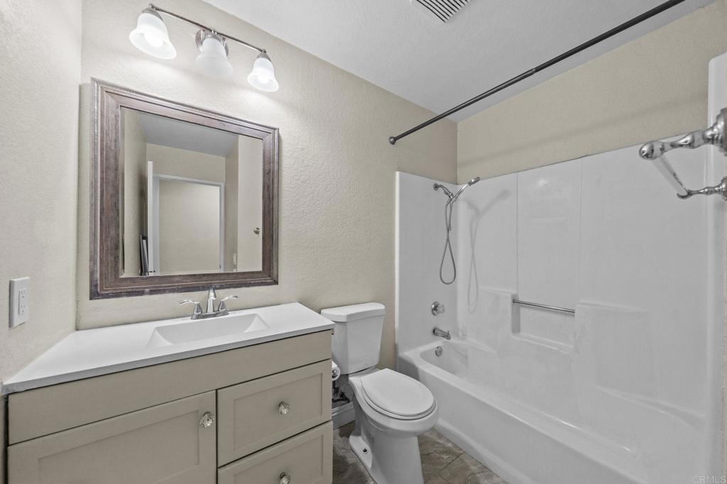 255 Cavendish Drive Property Photo 28