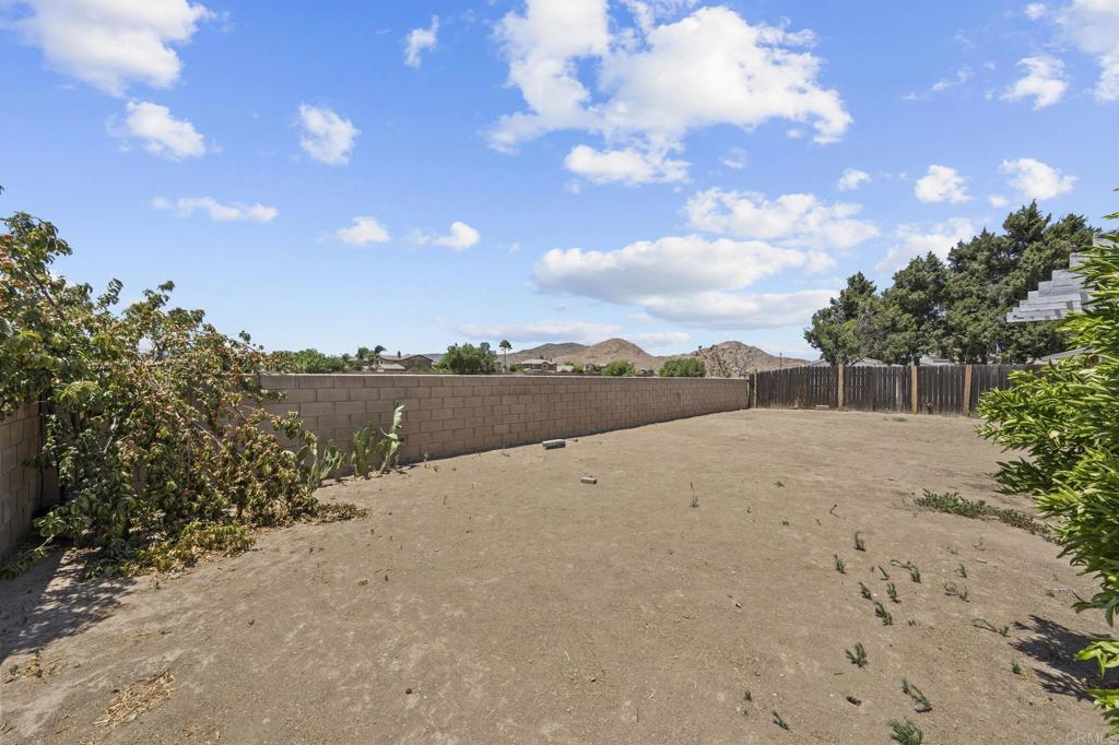 255 Cavendish Drive Property Photo 36