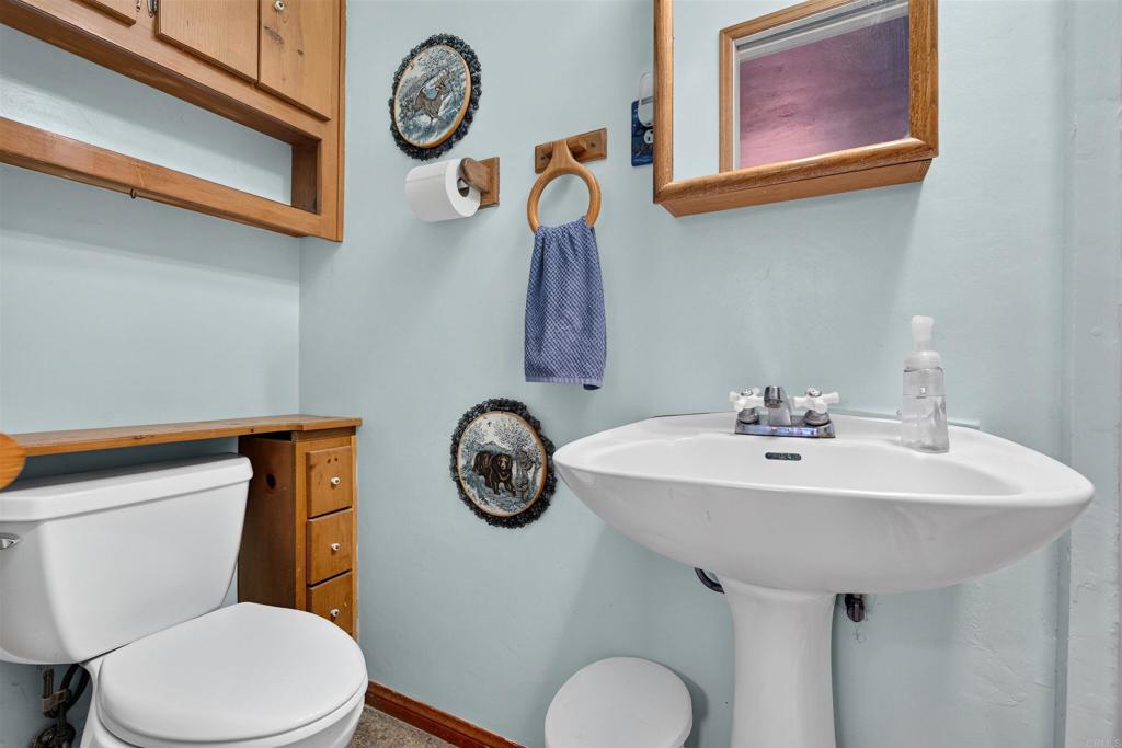 225 North Lane Property Photo 15