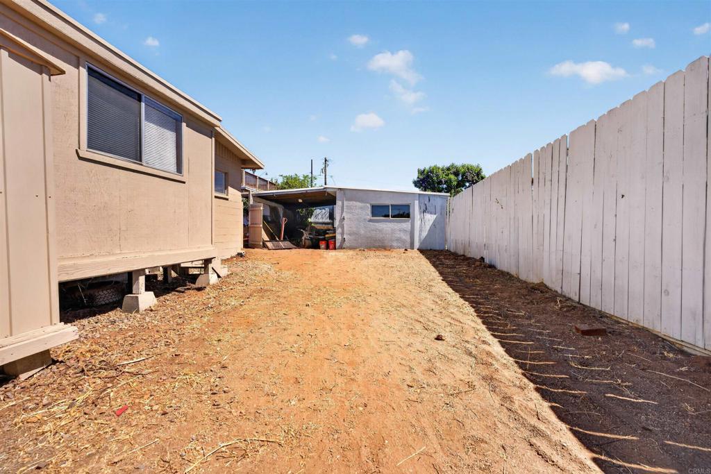 225 North Lane Property Photo 40