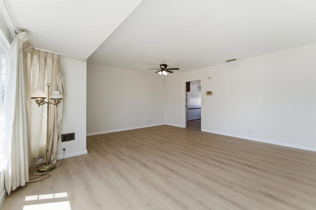 6415 Zena Dr Property Photo 8