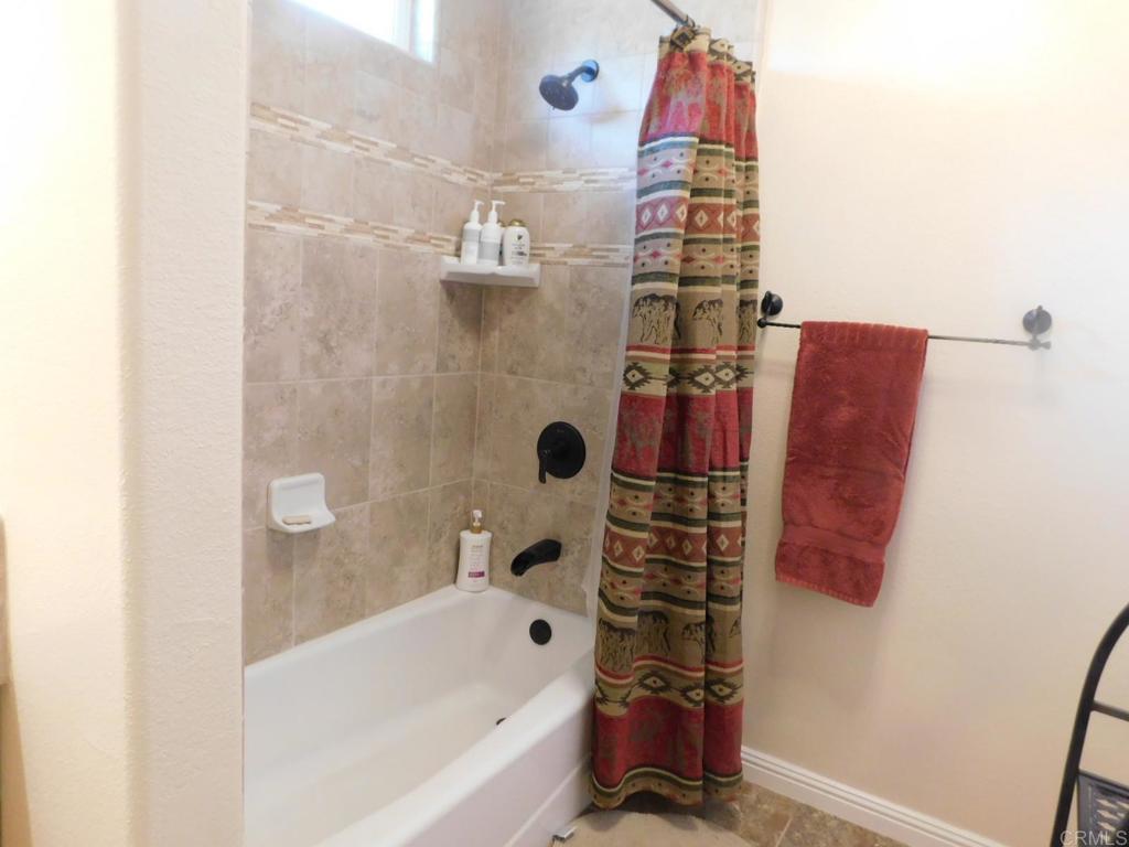 3355 Lakeview Drive Property Photo 18
