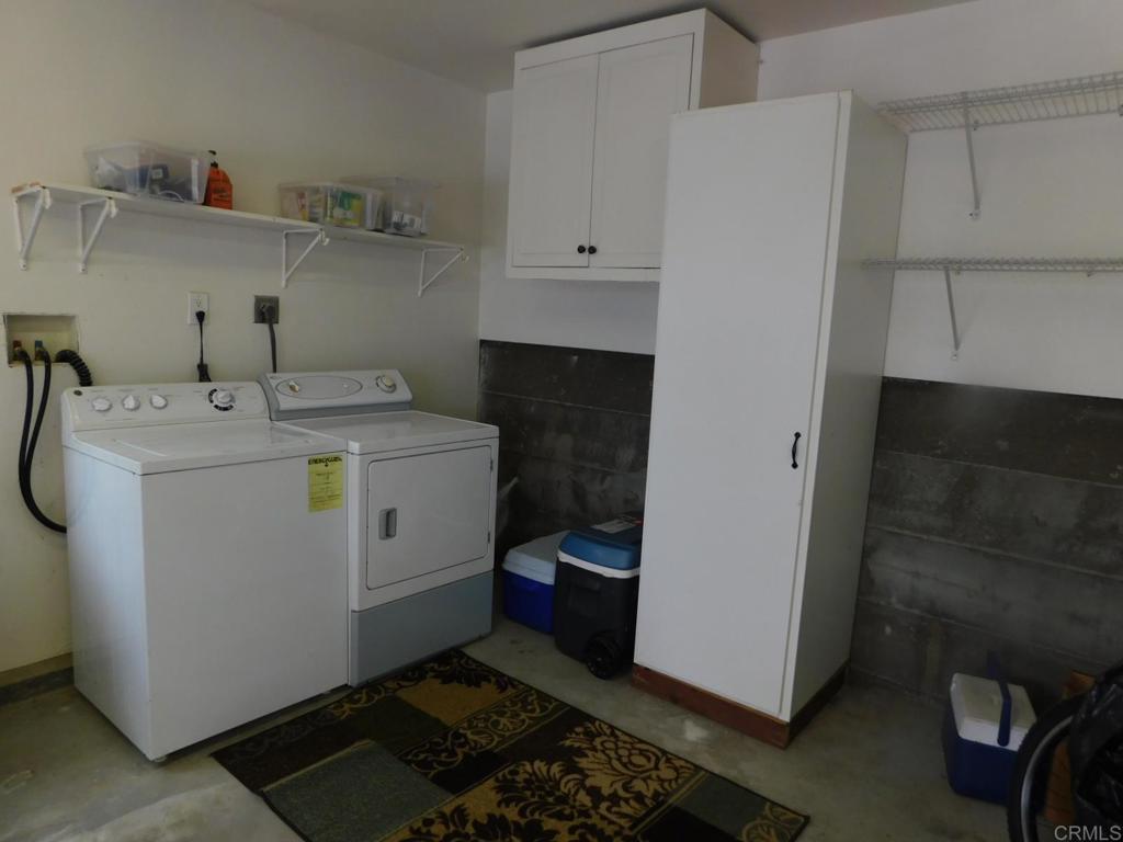 3355 Lakeview Drive Property Photo 21