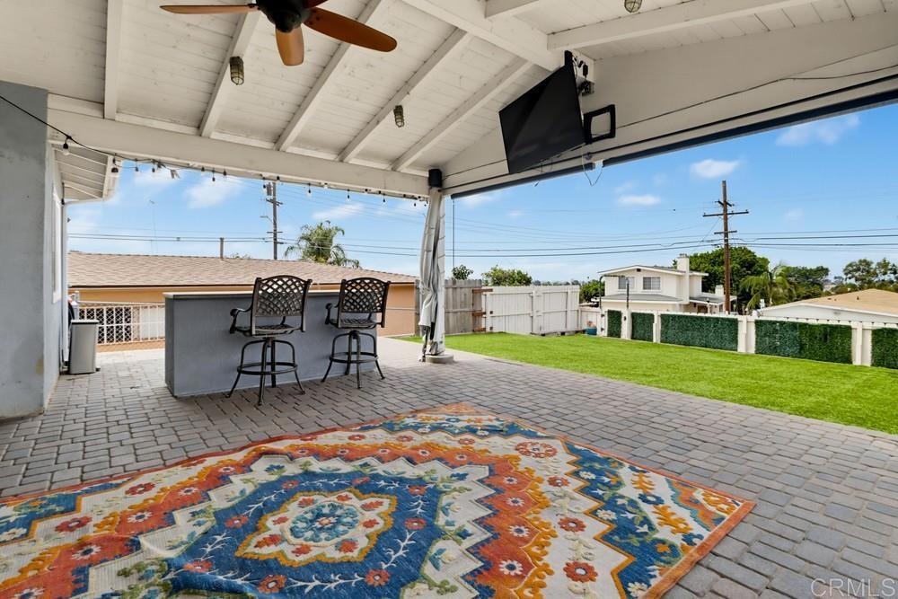 2585 Deauville Street Property Photo 5