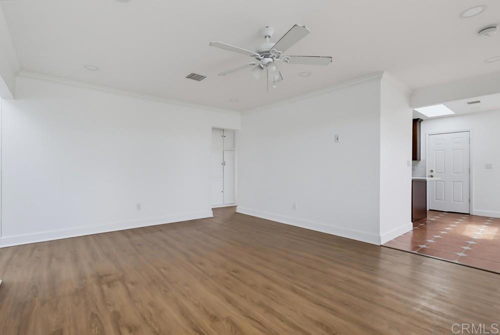 2585 Deauville Street Property Photo 7
