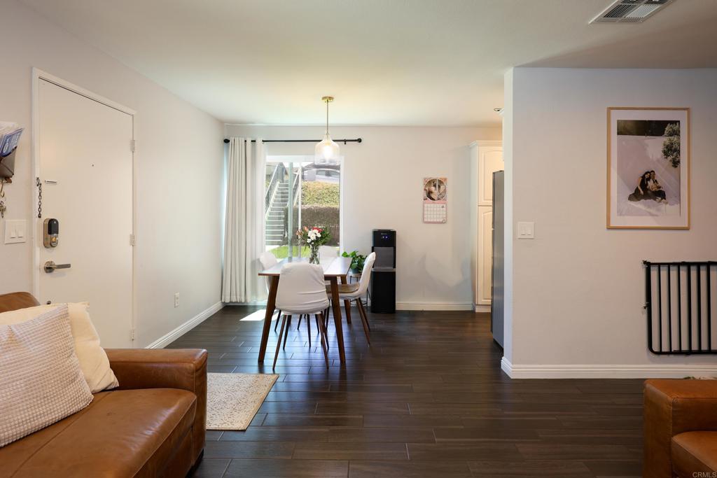 6876 Parkside Ave Property Photo 4