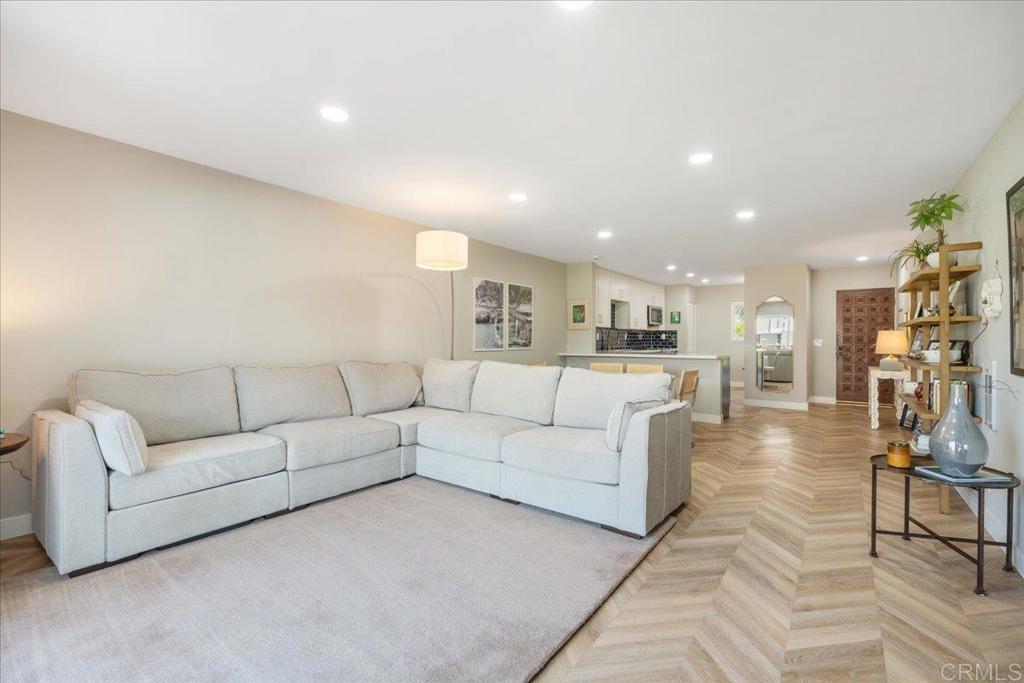 2600 Torrey Pines Road B38 Property Photo 7