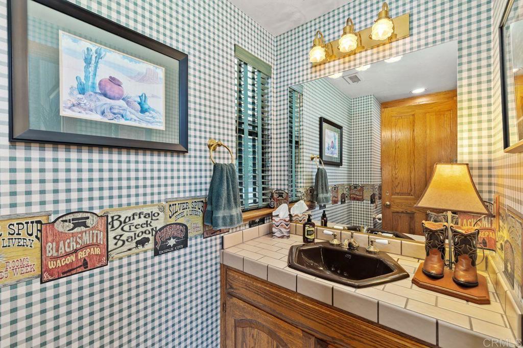 1605 Vista Del Valle Property Photo 47