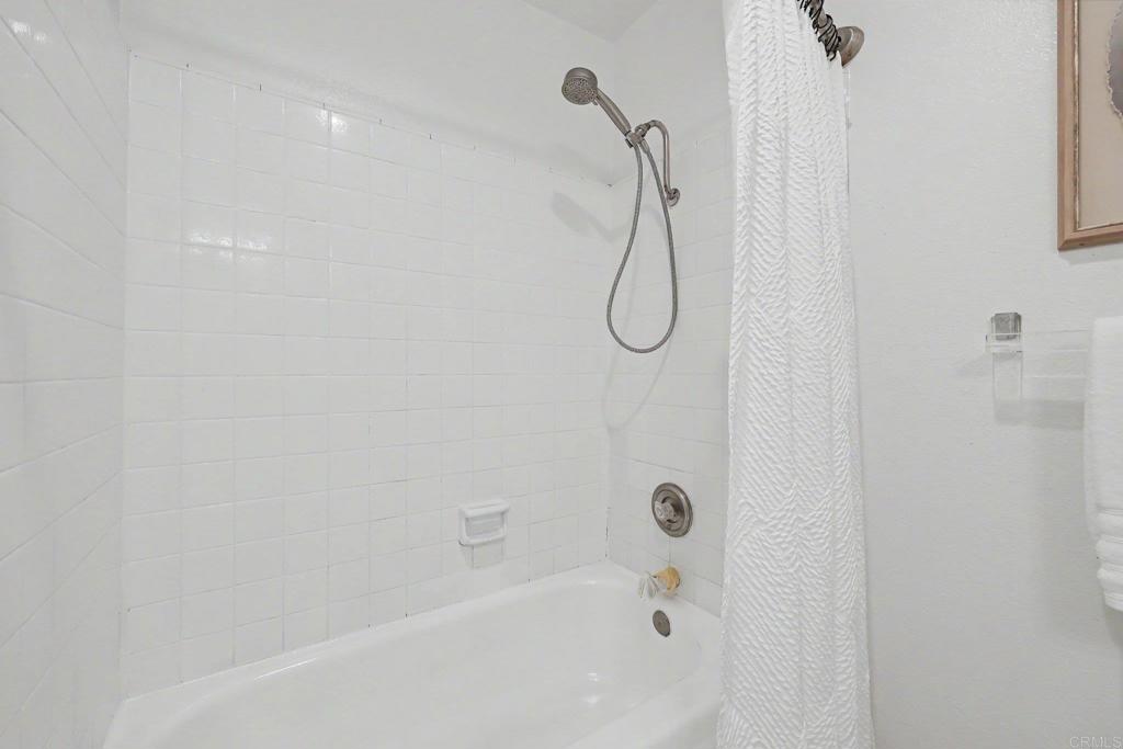 679 Seacoast Drive Property Photo 17