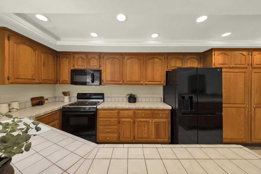 44552 La Paz Road Property Photo 15