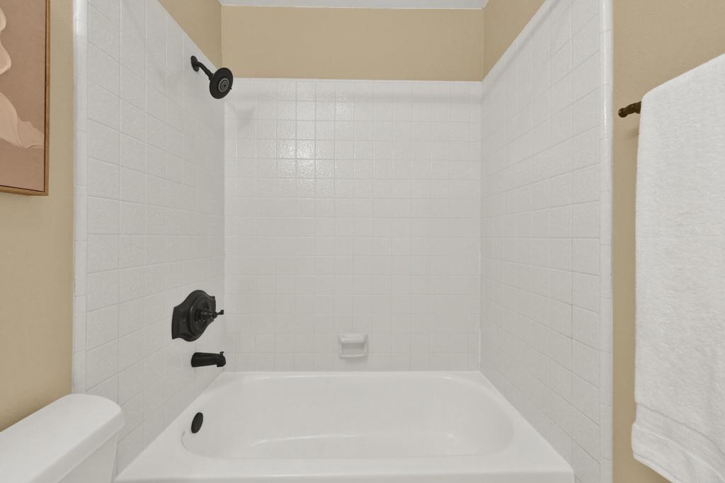 44552 La Paz Road Property Photo 33
