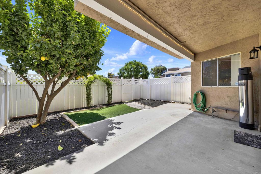 44552 La Paz Road Property Photo 39