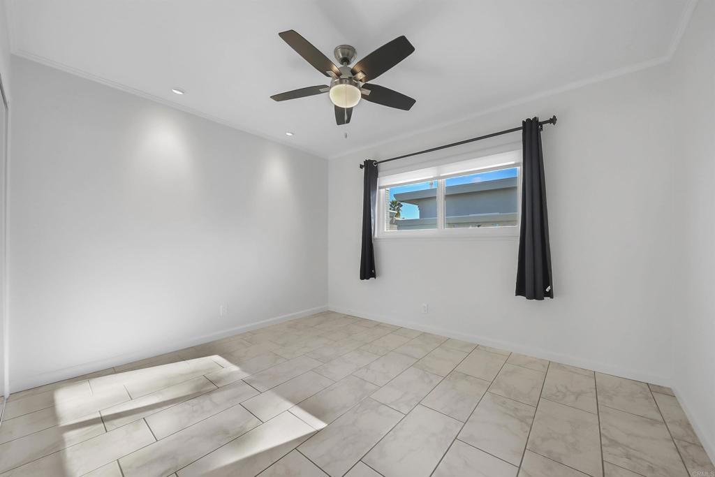 415 E Avenida Granada Property Photo 12
