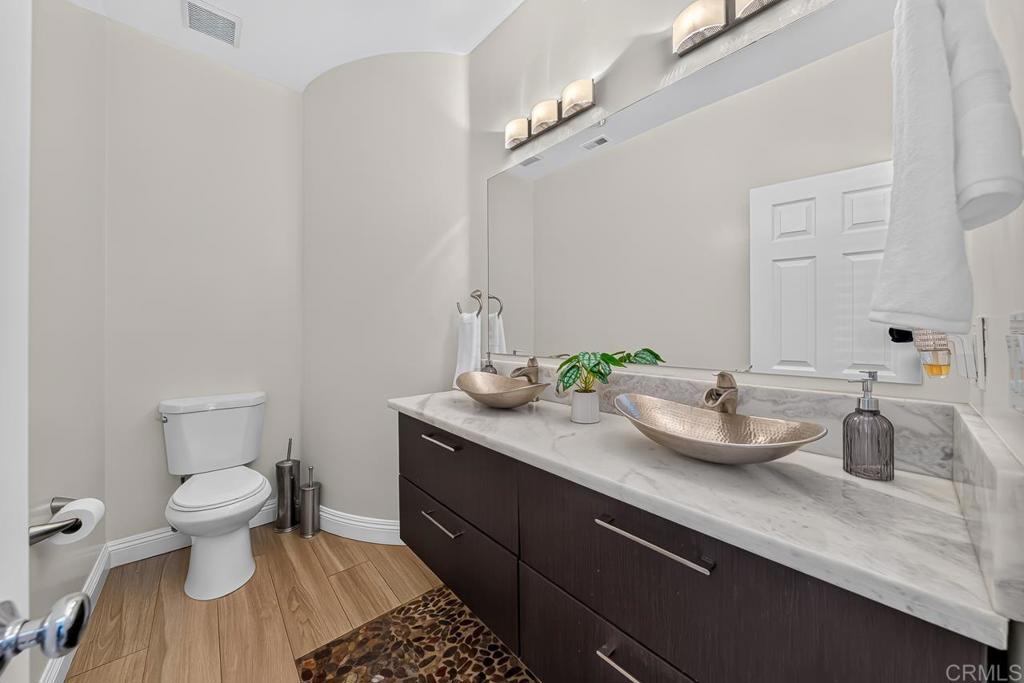 1477 Edgehill Drive Property Photo 31