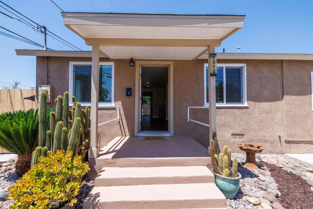 1512 E Madison Avenue Property Photo 1