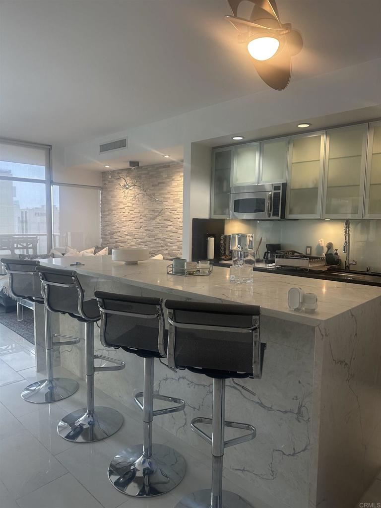 575 6th Avenue 905 Property Photo 13
