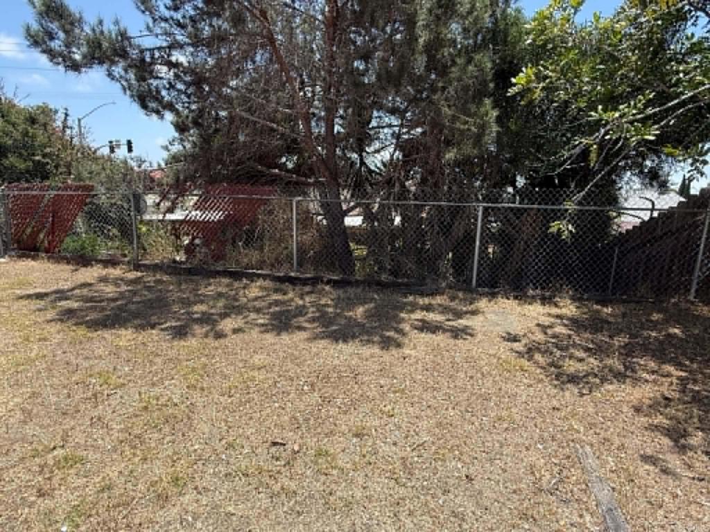 1270 Valencia Pkwy Property Photo 11
